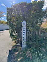 15 Sunwich Rd in Norwalk, CT - Building Photo - Building Photo