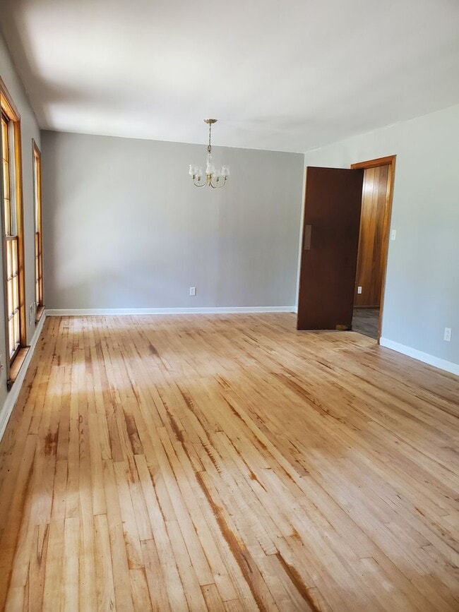 218 Brookwood Dr in Dublin, GA - Building Photo - Building Photo