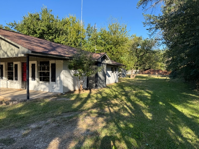 10021 Northview Dr in Wills Point, TX - Building Photo - Building Photo