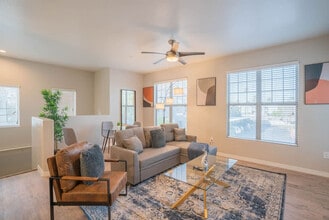 10 W Minnezona Ave in Phoenix, AZ - Foto de edificio - Building Photo