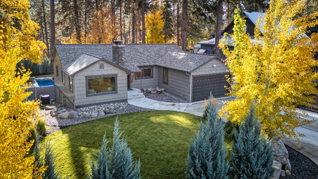 1221 Commercial St in Leavenworth, WA - Building Photo - Building Photo