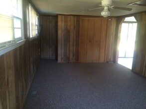 101 Hines Ave in Elizabeth City, NC - Building Photo - Building Photo