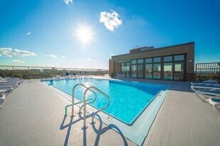 77 Adams St, Unit 303 in Quincy, MA - Building Photo