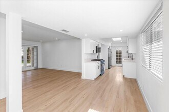 6910 Eberhart St in San Diego, CA - Building Photo - Building Photo