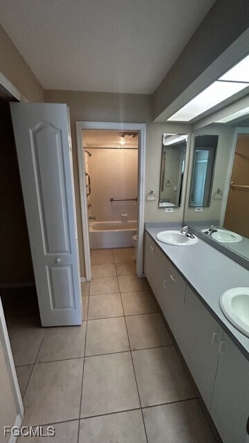 property at 28 Cosmopolitan Dr