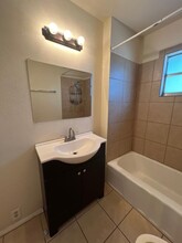 118 Princeton Dr SE-Unit -B in Albuquerque, NM - Building Photo - Building Photo