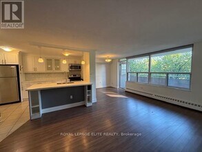3120-3120 Kirwin Ave in Mississauga, ON - Building Photo - Building Photo