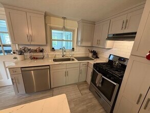 9 Charity Ln in Dedham, MA - Building Photo - Building Photo