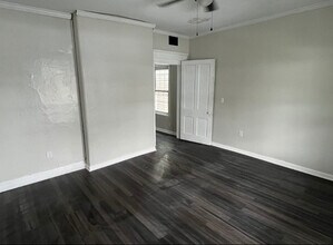 469 E Brandeis Ave, Unit 1 in Louisville, KY - Building Photo - Building Photo