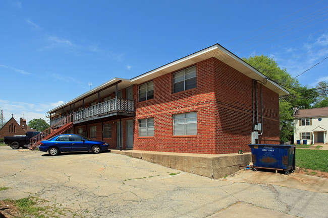 505 S Knoblock St in Stillwater, OK - Foto de edificio - Building Photo
