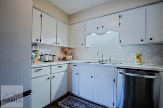 615 Scott St in Hinesville, GA - Building Photo - Building Photo
