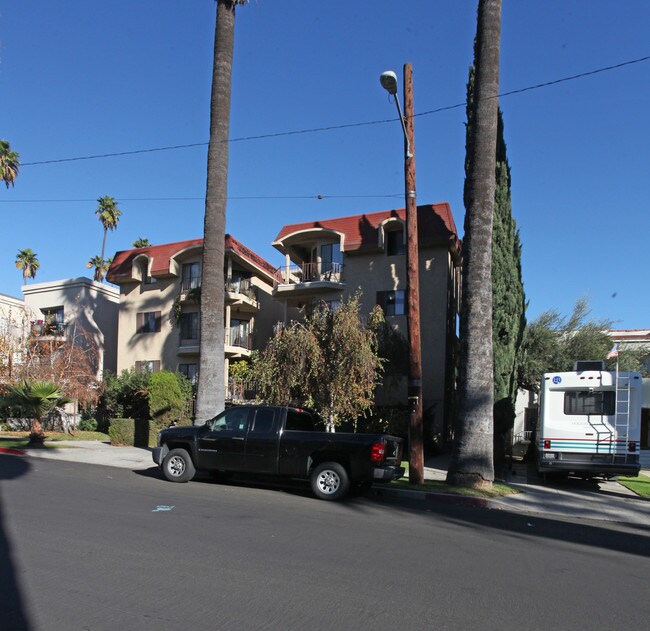 1964 Rodney Dr in Los Angeles, CA - Building Photo - Building Photo