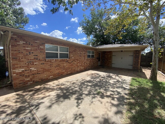 property at 4421 49th St