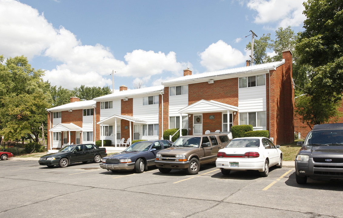 Vincent Townhouses in Flint, MI - Building Photo