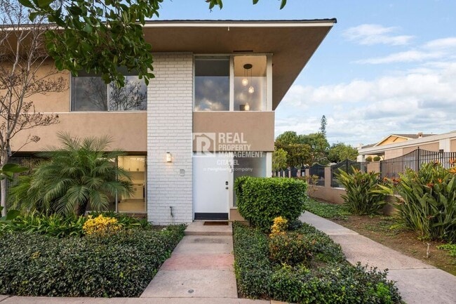 963 Glencliff St in La Habra, CA - Building Photo - Building Photo