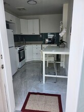 1901 NW 93rd Ave in Pembroke Pines, FL - Building Photo - Building Photo