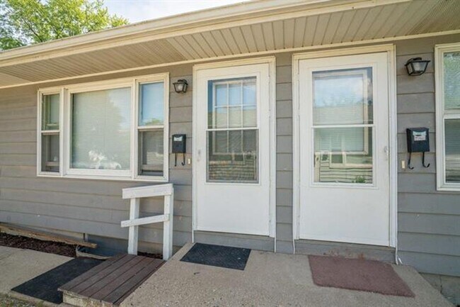 3009 Hermina St in Madison, WI - Building Photo - Building Photo