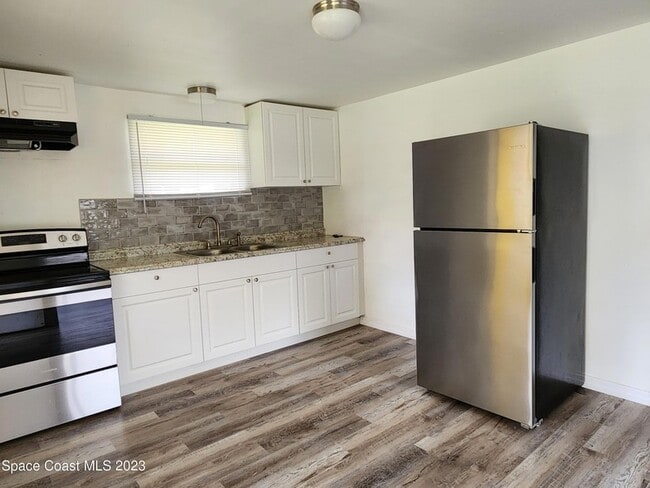 72 Bossieux Blvd, Unit A in Melbourne, FL - Building Photo - Building Photo