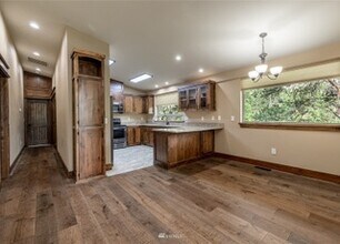 5715 Squilchuck Rd in Wenatchee, WA - Building Photo - Building Photo