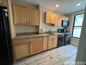 9 Worthington St, Unit 1 in Boston, MA - Building Photo - Building Photo