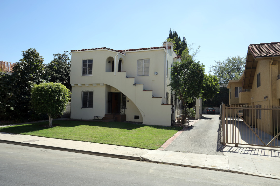 5042 Rosewood Ave in Los Angeles, CA - Building Photo