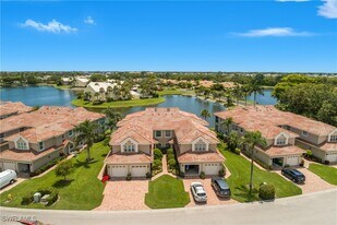 3524 Windjammer Cir in Naples, FL - Building Photo