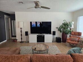 15 Last Wagon Cir in Sedona, AZ - Building Photo - Building Photo