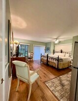 11863 Wimbledon Cir in Wellington, FL - Building Photo