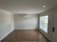 2009 Welch St, Unit A in Houston, TX - Building Photo - Building Photo