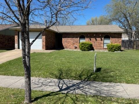 128 W Way Dr in Allen, TX - Building Photo