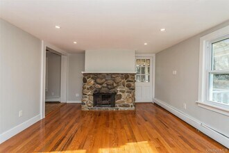 45 N Ridge St in Rye Brook, NY - Building Photo - Building Photo