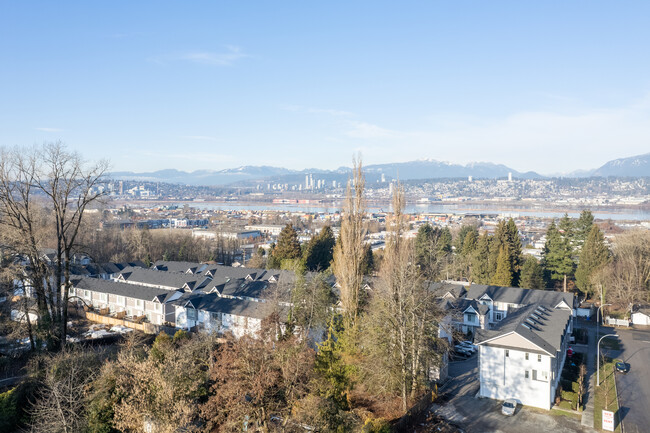 Phoenix Hill in Surrey, BC - Building Photo - Building Photo