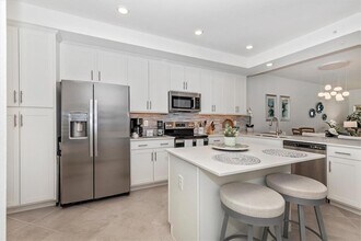 12280 Wellen Golf St in Venice, FL - Building Photo - Building Photo