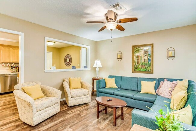 5960 Louisville Ave in Pensacola, FL - Building Photo - Building Photo