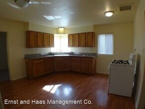 5350 Lime Ave in Long Beach, CA - Building Photo - Building Photo