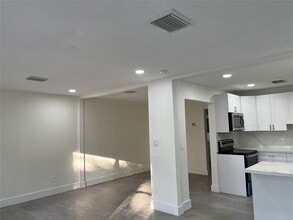 6301 NE 5th Ave in Miami, FL - Building Photo - Building Photo