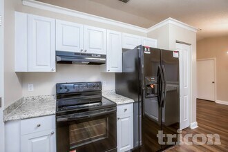 1710 Newland Pl in Valrico, FL - Foto de edificio - Building Photo