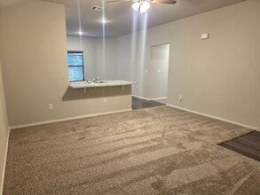 9704 Saddle Dr in Yukon, OK - Building Photo - Building Photo