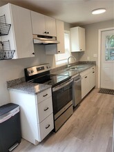 101 W Lemon St in Tarpon Springs, FL - Building Photo - Building Photo