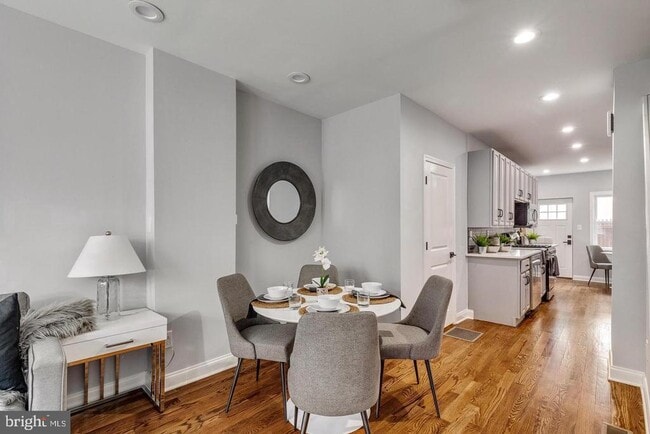 1553 S Woodstock St in Philadelphia, PA - Building Photo - Building Photo