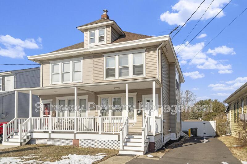 34 Locust Ave in Trenton, NJ - Building Photo