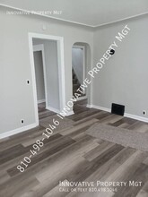 2613 Wisner St in Flint, MI - Building Photo - Building Photo