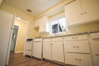 2121 N Kilpatrick St in Portland, OR - Building Photo - Building Photo