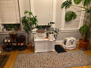 647 Monroe St NE in Minneapolis, MN - Building Photo - Building Photo