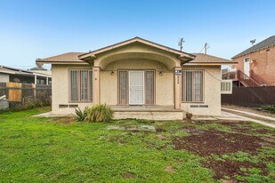 280 E Orange in San Bernardino, CA - Building Photo