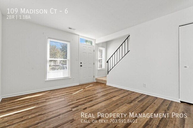 109 Madison Ct in Stafford, VA - Building Photo - Building Photo