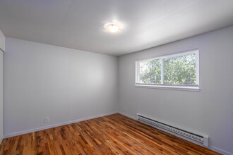 The Standard Apartments in Seattle, WA - Building Photo - Interior Photo