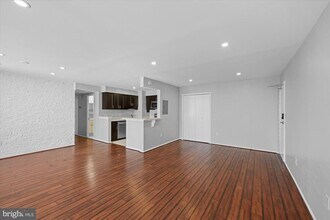 4 S Van Dorn St in Alexandria, VA - Building Photo - Building Photo