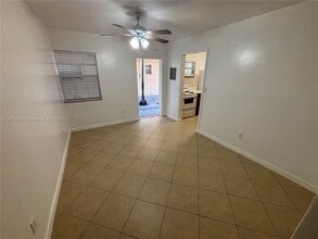 7841 Johnson St in Pembroke Pines, FL - Building Photo - Building Photo