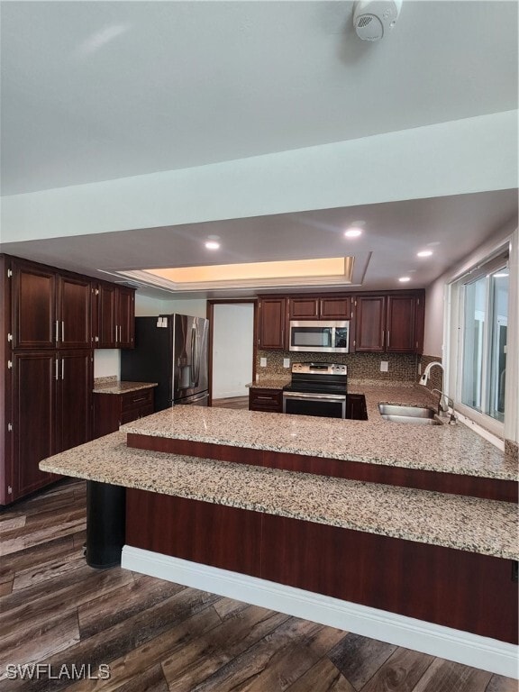 property at 5930 Spanish Oaks Ln